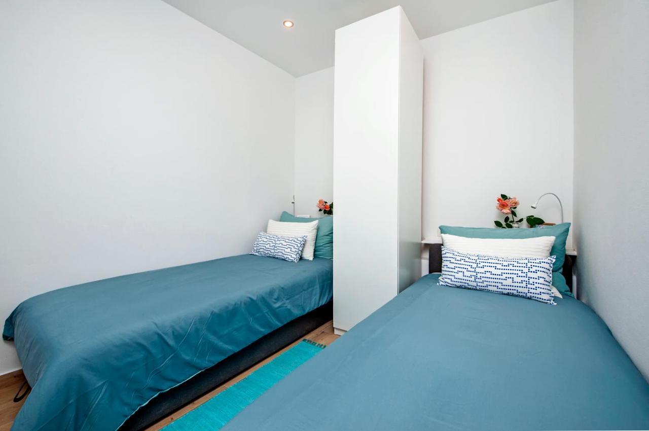 로비니 Little House - Just Few Steps From The City Center 빌라 외부 사진